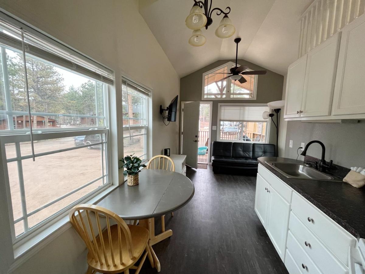 Cedar Tiny Home Woodland Park Exterior photo